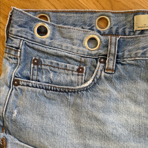 We the Free People Distressed Denim Shorts Cut Off Boho 29 100% cotton - Picture 3 of 5